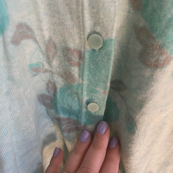 Denver Hayes Floral Cardigan - Picture 4 of 6